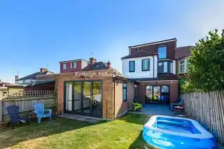58 Knoll Drive, photo 2