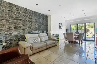 58 Knoll Drive, photo 3