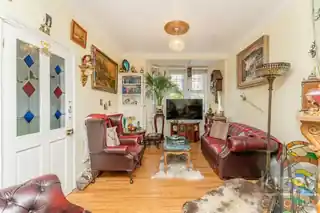 58 Landseer Road, photo 4