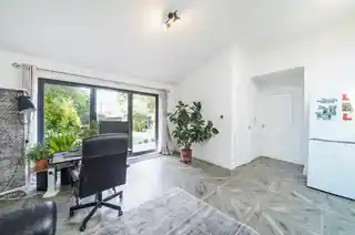 58 Langham Drive, photo 4