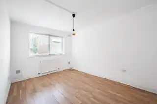 58 Larch Close, photo 4