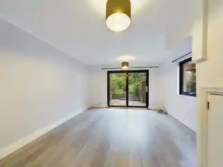 58 Nineacres Way, photo 3
