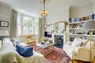 58 Rathfern Road, photo 2