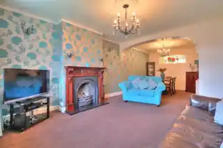 58 Rochford Avenue, photo 3