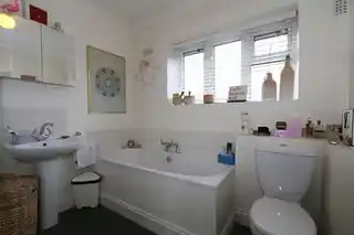 58 Rocks Lane, photo 2