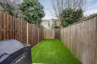 58A Sidney Road, photo 2