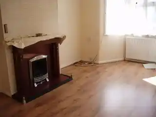 59 Anglesey Road, photo 3