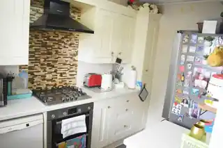 59 Avelon Road, photo 4