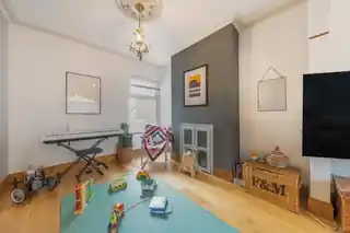 59 Beauchamp Road, photo 4