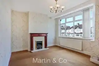 59 Carlingford Road, photo 3