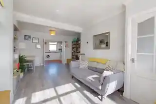 59 Granville Avenue, photo 2