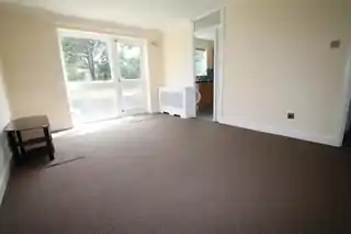59 Huxley Close, photo 3