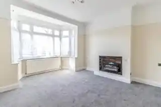 59 Spearpoint Gardens, photo 3