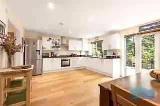 5A Charter Way, photo 2
