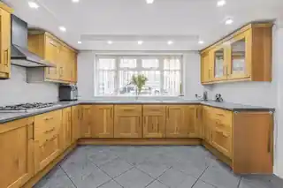 5A Wicksteed Close, photo 3