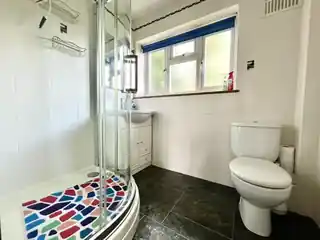 6 Albury Road, photo 4