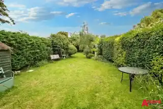6 Avelon Road, photo 2