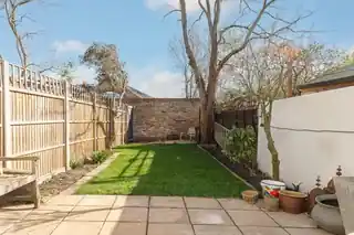 6 Birchington Road, photo 4