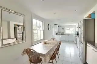 6 Bolden Street, photo 3