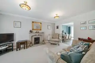 6 Crosier Close, photo 4