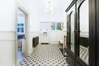 6 Dower Avenue, photo 3