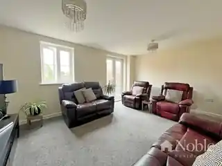 6 Elms Close, photo 3