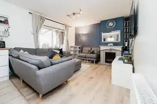 6 Fels Farm Avenue, photo 2