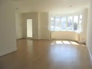 6 Fernbrook Drive, photo 2
