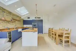 6 Fernbrook Road, photo 3