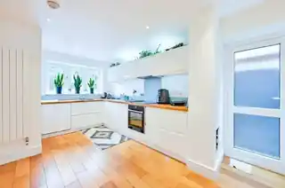 6 Golfside Close, photo 4