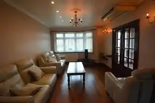 6 Ivanhoe Road, photo 3