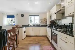 6 Kimber Place, photo 3