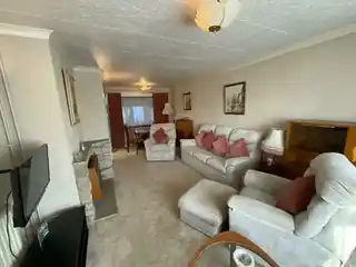 6 Kingaby Gardens, photo 3