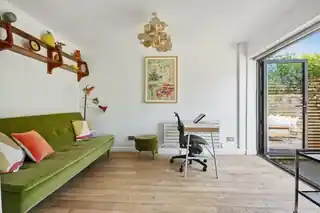 6 Lawrie Park Avenue, photo 4