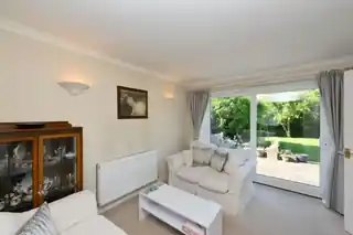 6 Lexington Way, photo 4