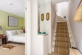 6 Mercers Mews, photo 3