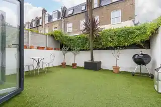 6 Mimosa Street, photo 3