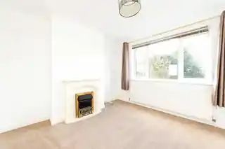 6 Moorland Close, photo 3