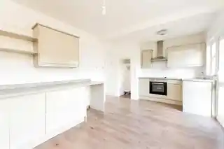 6 Moorland Close, photo 4