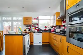 6 Morley Road, photo 4