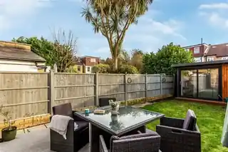 6 Mount Pleasant Road, photo 3