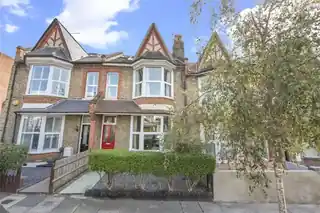 6 Nadine Street, photo 2