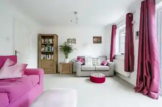 6 Osprey Close, photo 3