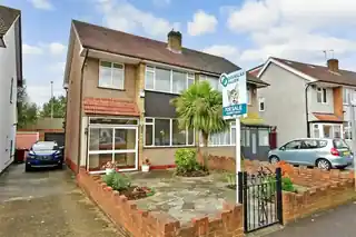 6 Plantagenet Gardens, photo 2