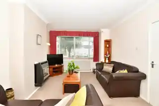 6 Plantagenet Gardens, photo 3