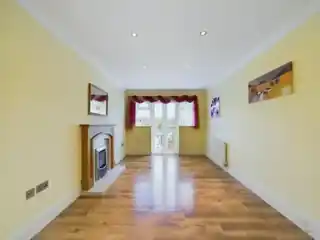 6 Radnor Avenue, photo 2