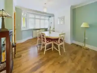 6 Radnor Avenue, photo 3