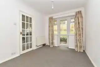 6 Rydal Close, photo 4
