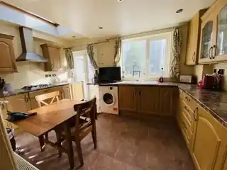 6 Sandown Road, photo 4