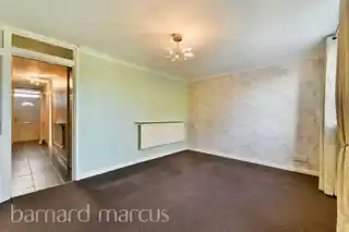 6 Southern Avenue, photo 2